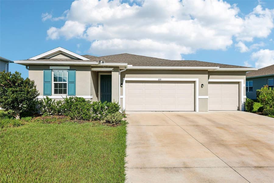 Property photo for 31719 BROADWATER AVENUE, Leesburg, FL