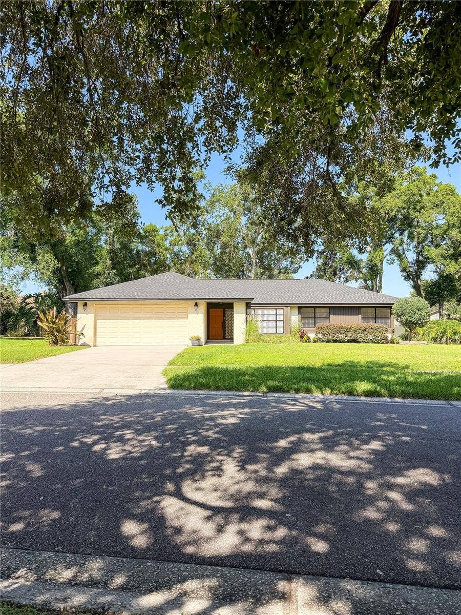 Property photo for 1315 JUNIPER CIRCLE, Plant City, FL