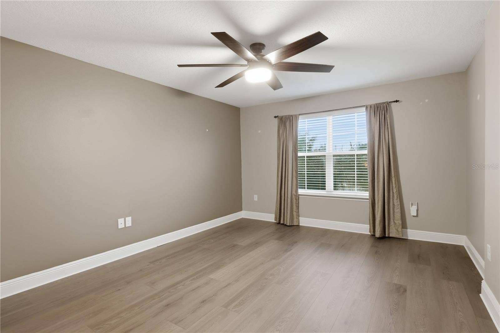 14301 WHITE MOSS WAY, Winter Garden, FL 34787 14301 WHITE MOSS WAY, Winter Garden, FL 34787