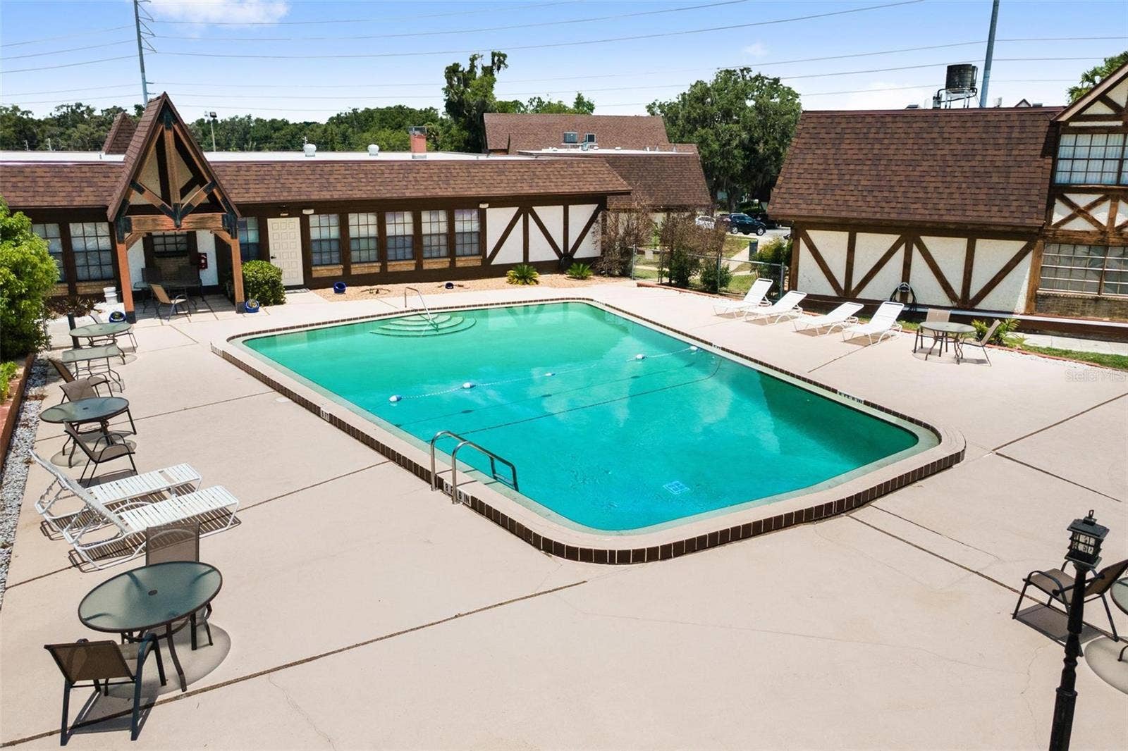 500 NEWELL HILL ROAD, #108D, Leesburg, FL 34748 COMMUNITY POOL