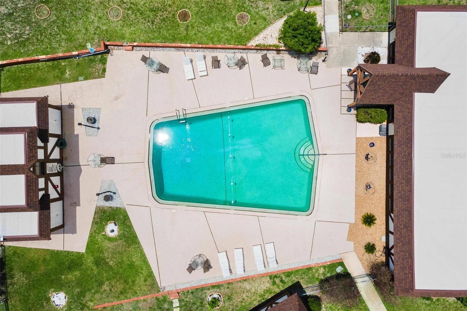 500 NEWELL HILL ROAD, #108D, Leesburg, FL 34748 COMMUNITY POOL
