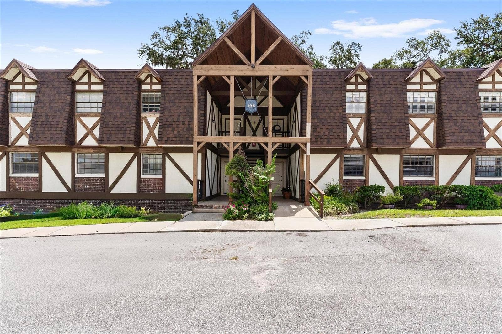 500 NEWELL HILL ROAD, #108D, Leesburg, FL 34748 PICTURE OF BUILDING