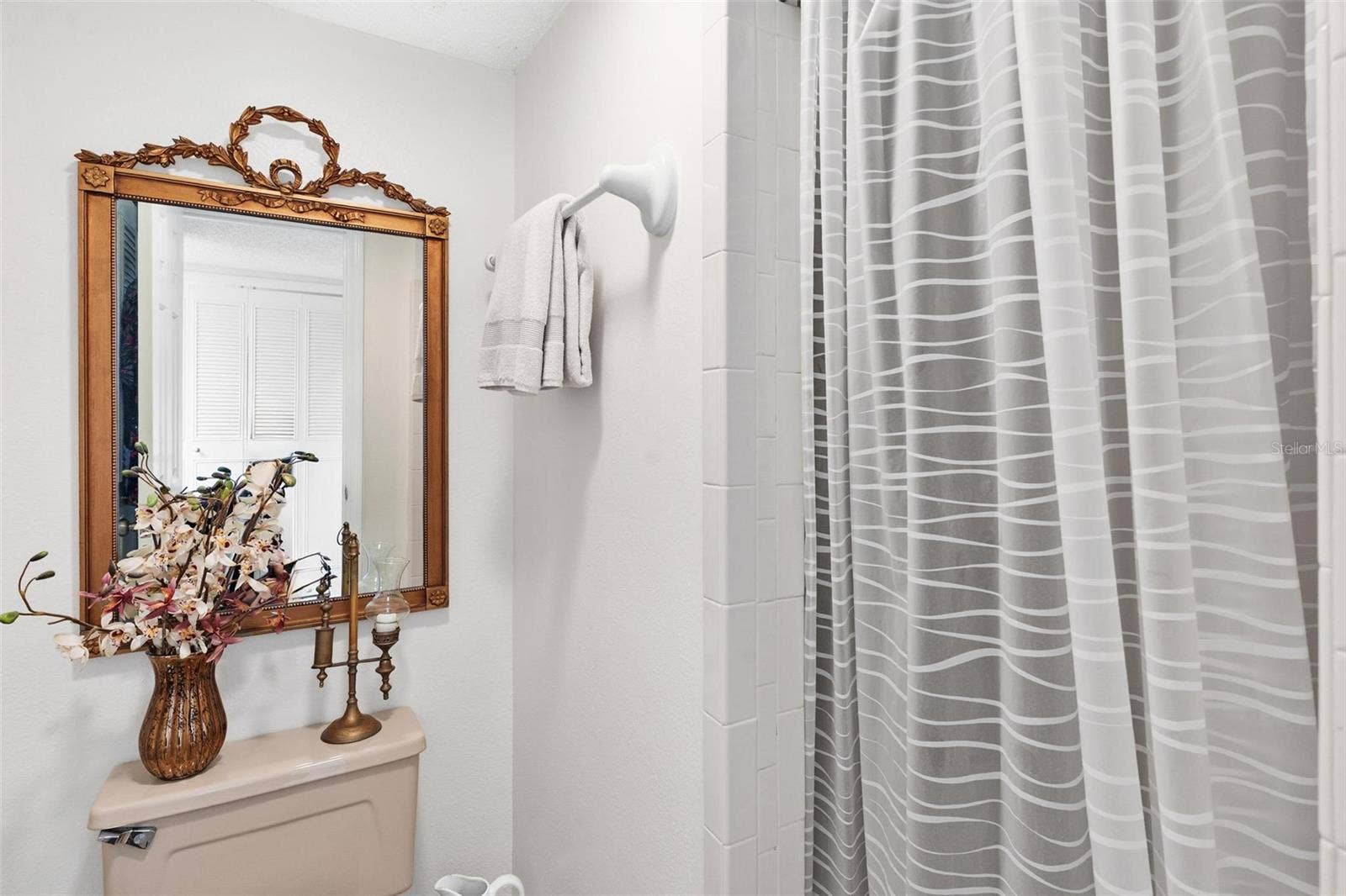 500 NEWELL HILL ROAD, #108D, Leesburg, FL 34748 WALK IN SHOWER