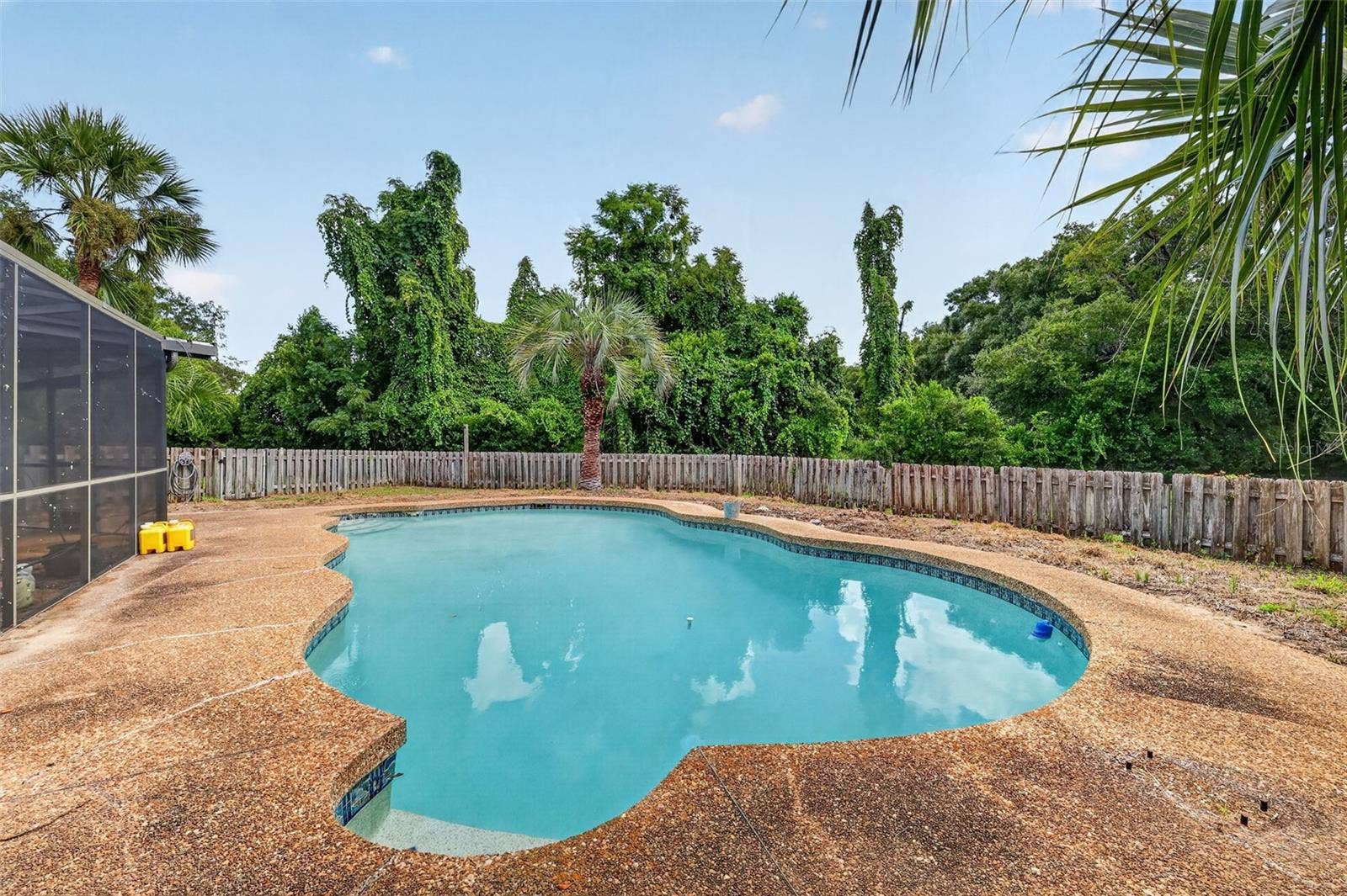 2085 SUSSEX DRIVE, Mount Dora, FL 32757 2085 SUSSEX DRIVE, Mount Dora, FL 32757