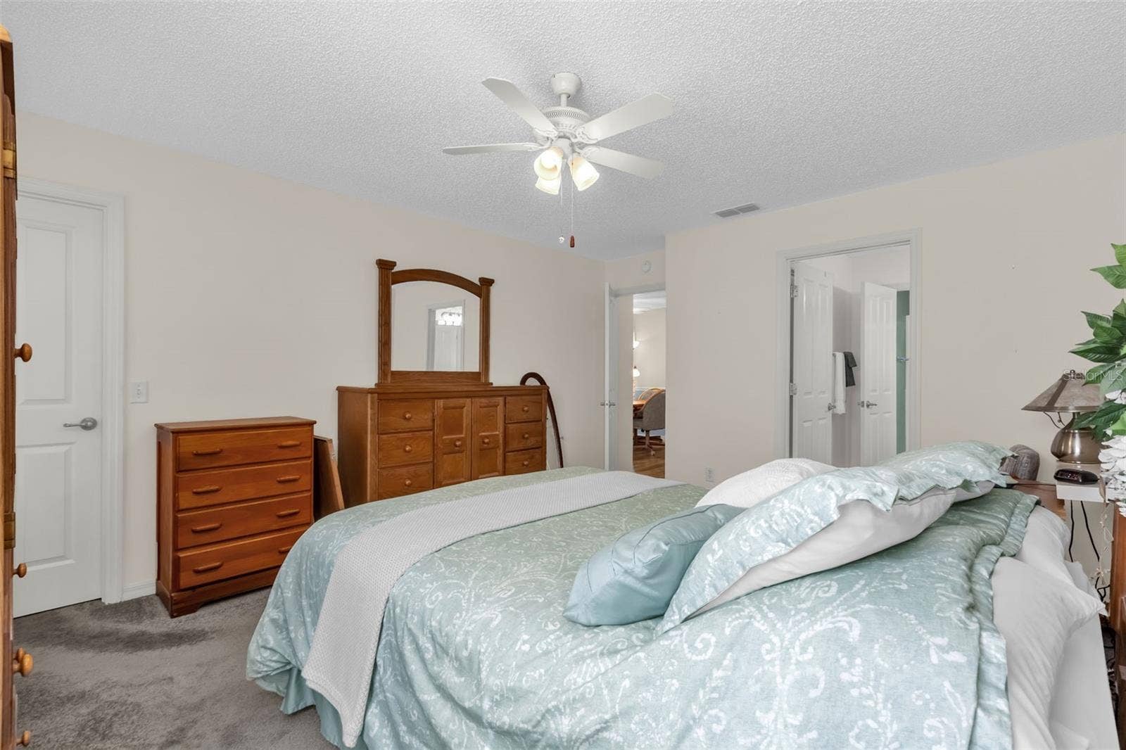 1707 GOMEZ PLACE, The Villages, FL 32162 1707 GOMEZ PLACE, The Villages, FL 32162