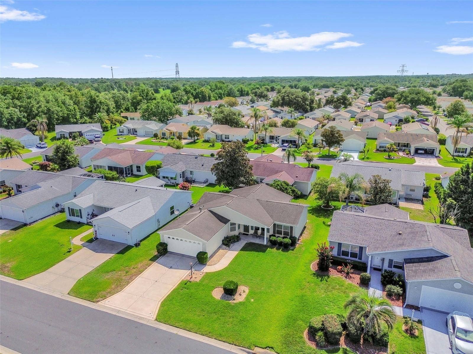 1707 GOMEZ PLACE, The Villages, FL 32162 1707 GOMEZ PLACE, The Villages, FL 32162