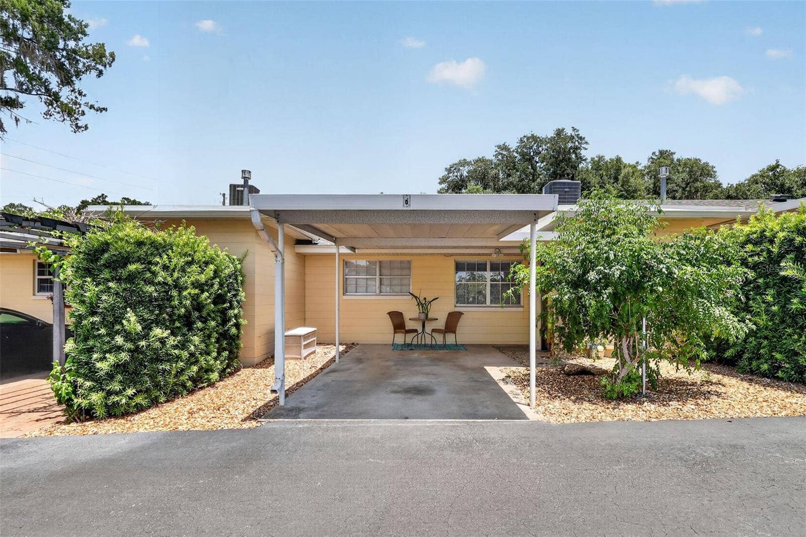 445 S GRANDVIEW STREET, #8, Mount Dora, FL 32757 445 S GRANDVIEW STREET, #8, Mount Dora, FL 32757