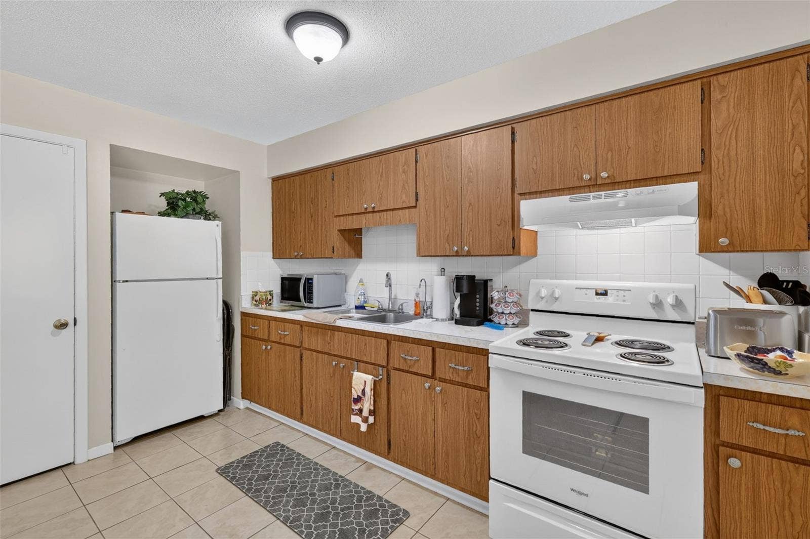 445 S GRANDVIEW STREET, #8, Mount Dora, FL 32757 445 S GRANDVIEW STREET, #8, Mount Dora, FL 32757