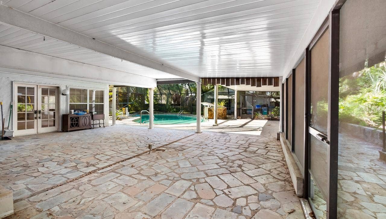 127 E LAUREL AVENUE, Howey In The Hills, FL 34737 127 E LAUREL AVENUE, Howey In The Hills, FL 34737