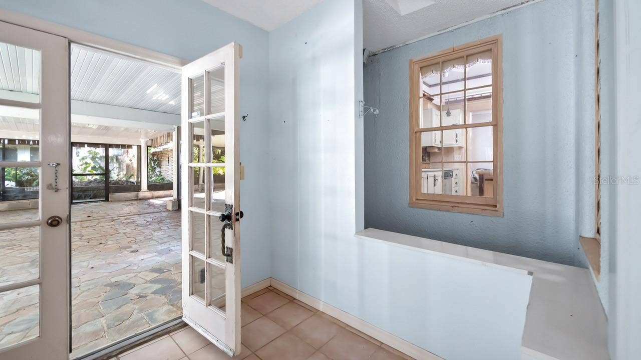 127 E LAUREL AVENUE, Howey In The Hills, FL 34737 French Doors to Pool