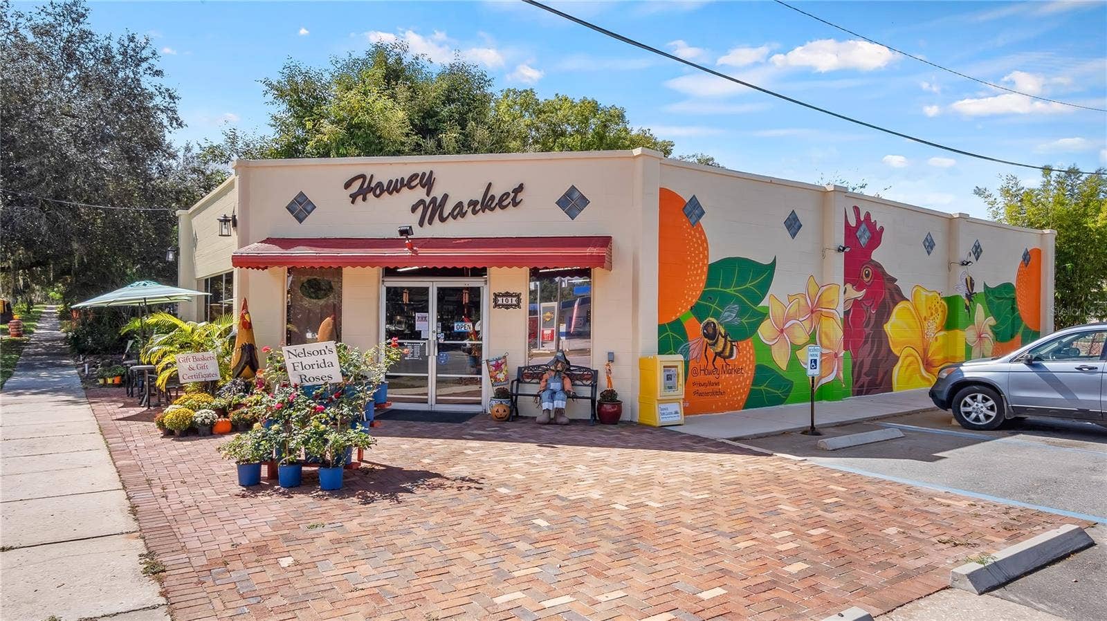 127 E LAUREL AVENUE, Howey In The Hills, FL 34737 Virginia's Pancake House