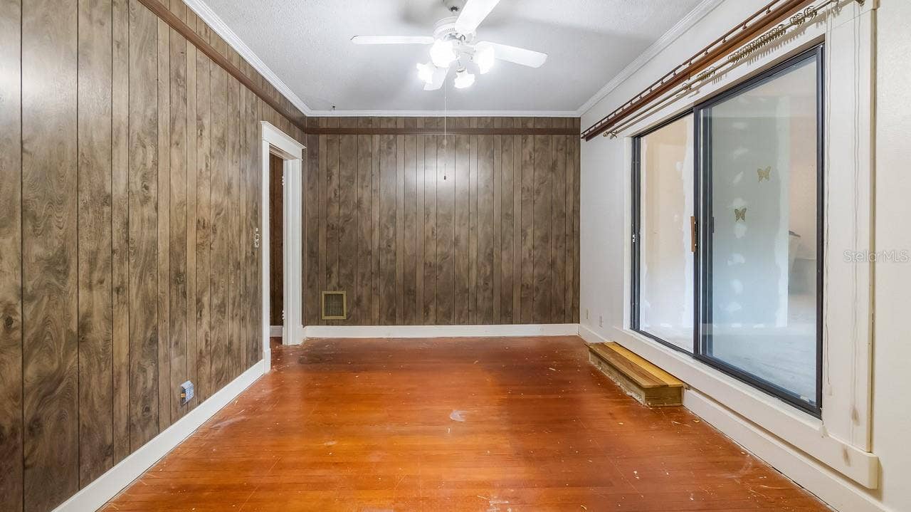 127 E LAUREL AVENUE, Howey In The Hills, FL 34737 Bedroom 1