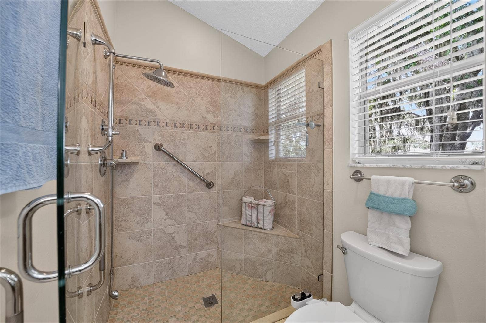 1230 DESILVA STREET, The Villages, FL 32159 1230 DESILVA STREET, The Villages, FL 32159