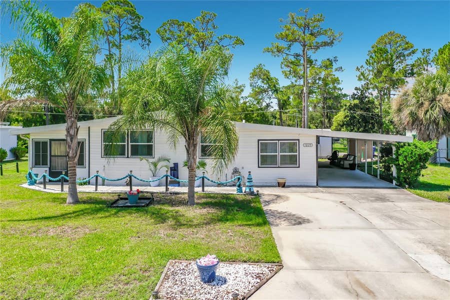 Property photo for 1025 CAPELLA DRIVE, Tavares, FL