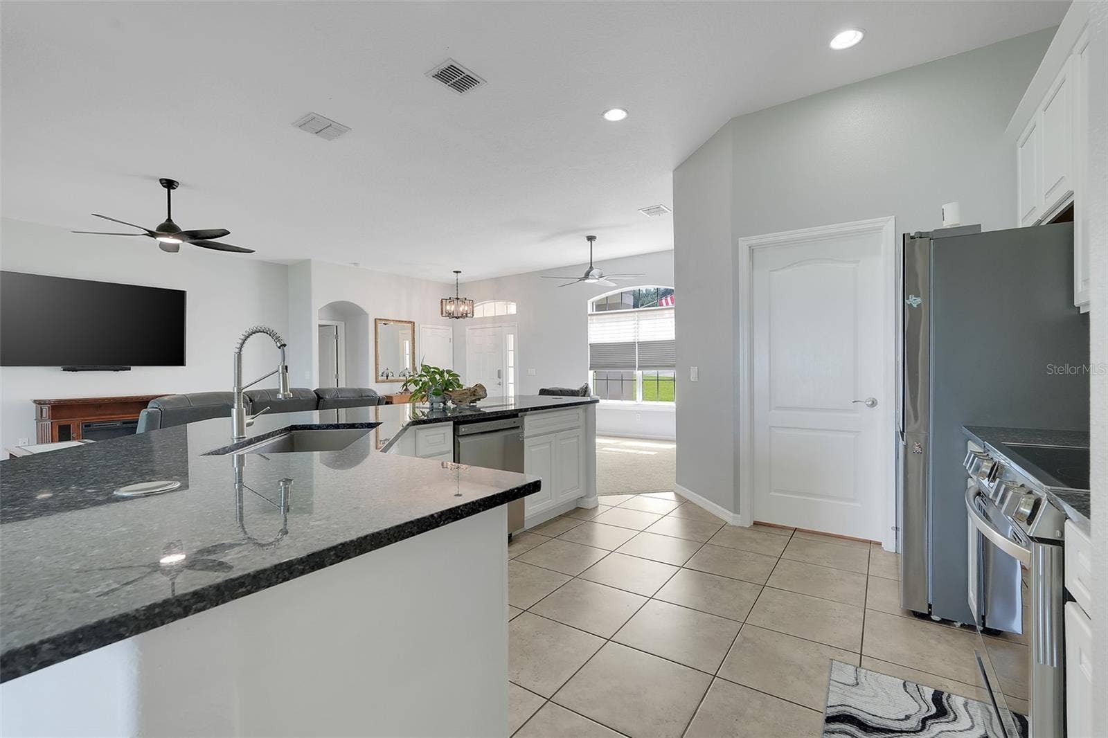 18233 ROSE STREET, Groveland, FL 34736