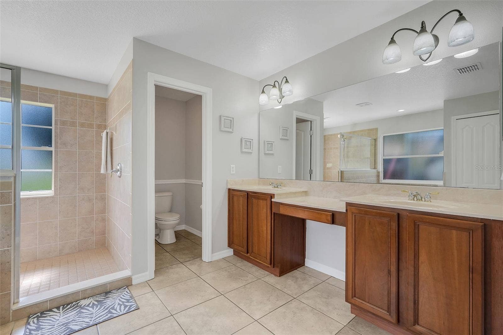 18233 ROSE STREET, Groveland, FL 34736
