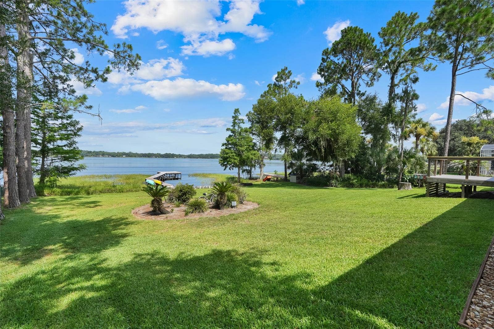 18233 ROSE STREET, Groveland, FL 34736