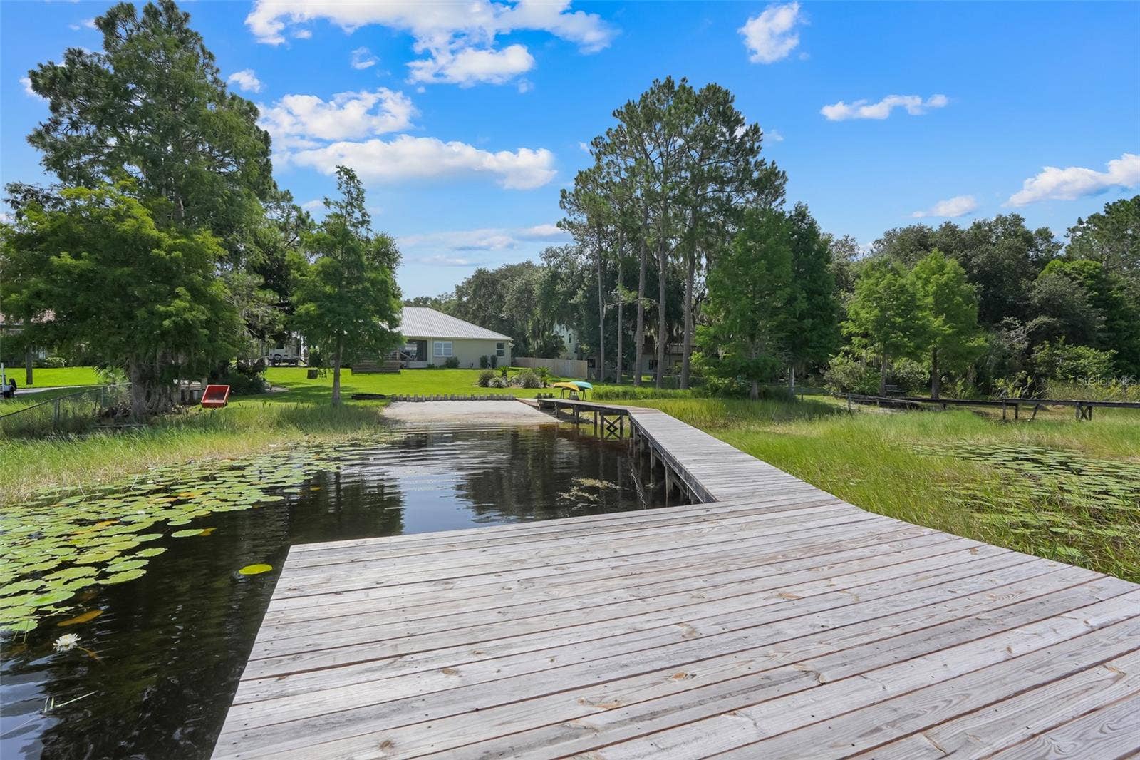18233 ROSE STREET, Groveland, FL 34736