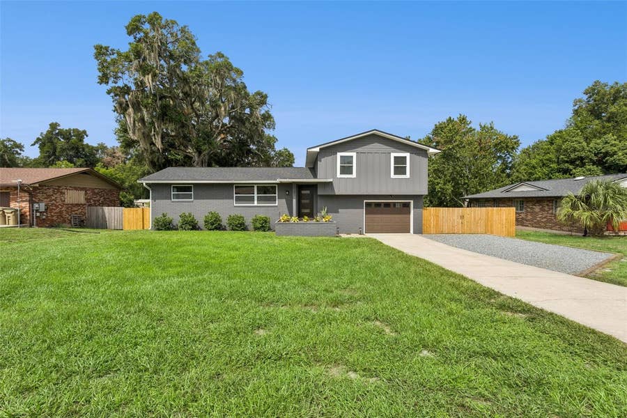Property photo for 33241 FAIRWAY ROAD, Leesburg, FL