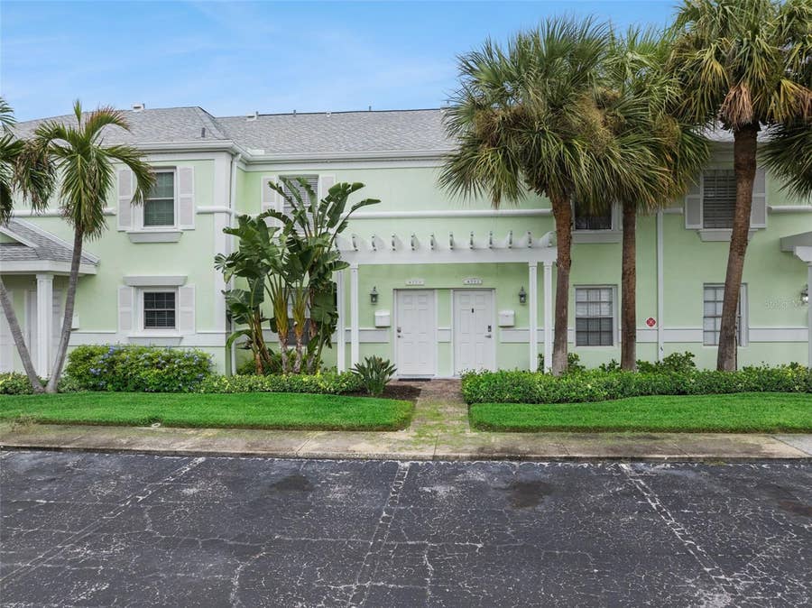 Property photo for 4779 COQUINA KEY DRIVE SE, St Petersburg, FL
