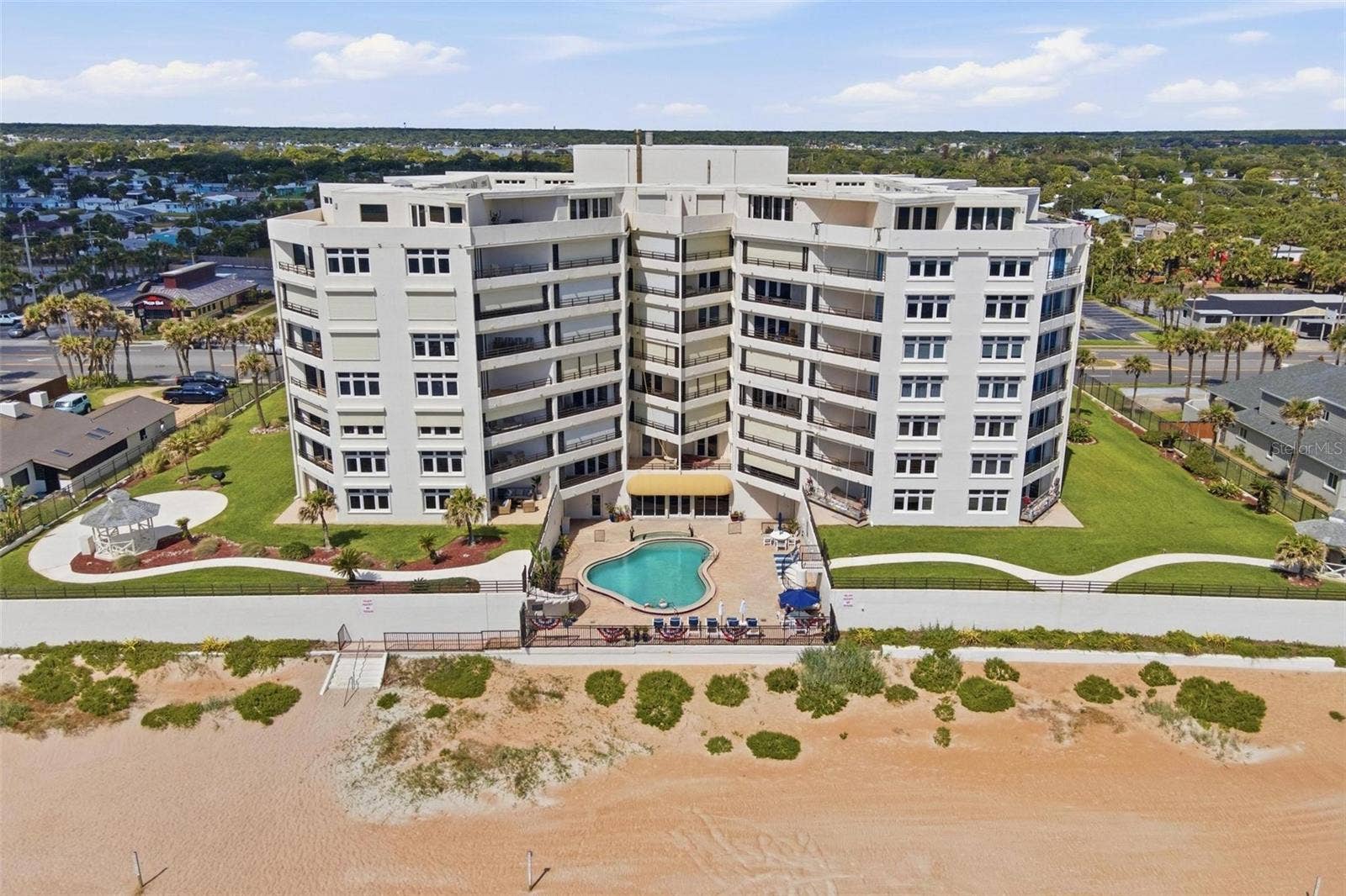395 S ATLANTIC AVENUE, #402, Ormond Beach, FL 32176 Welcome to TideFalls. A Beautiful well maintained condomium community directly on Ormond Beach.