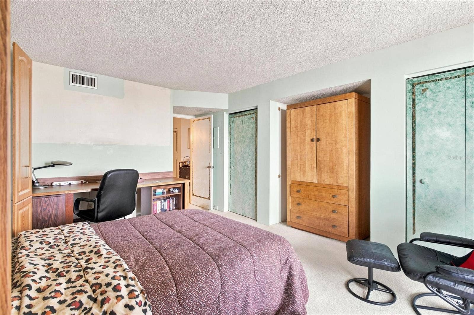 395 S ATLANTIC AVENUE, #402, Ormond Beach, FL 32176 Guest bedroom features a murphy bed that makes it perfect for a office, hobby room, and more