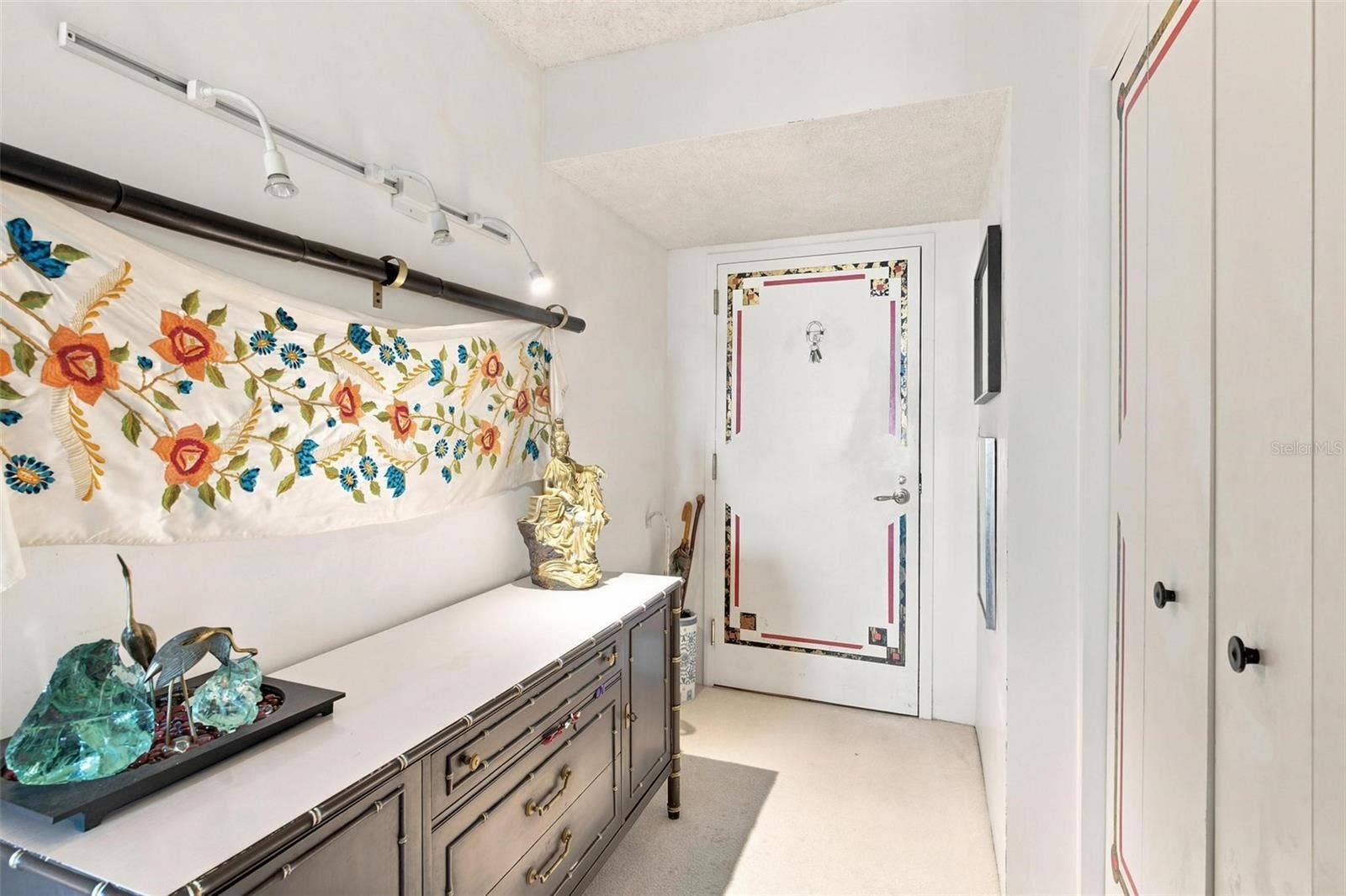395 S ATLANTIC AVENUE, #402, Ormond Beach, FL 32176 Interior entry/Foyer welcomes you into the home.