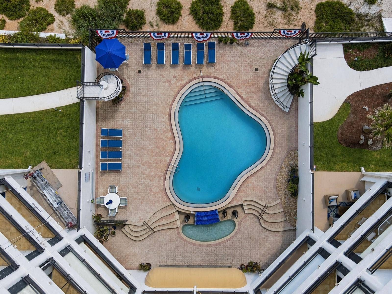 395 S ATLANTIC AVENUE, #402, Ormond Beach, FL 32176 Community Swimming Pool
