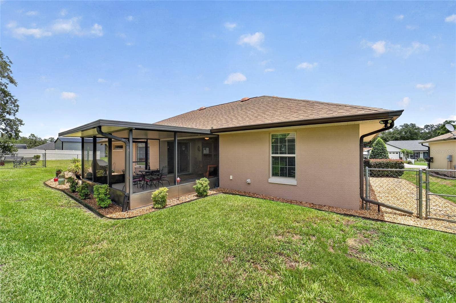16364 SE 89TH TERRACE, Summerfield, FL 34491 Back yard off to the side