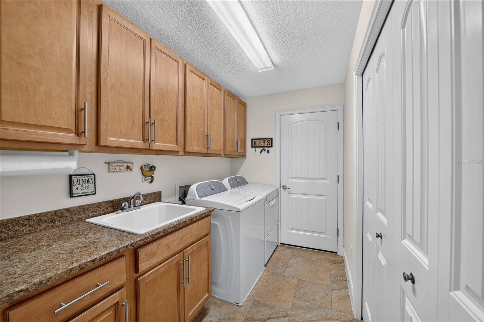 16364 SE 89TH TERRACE, Summerfield, FL 34491 Laundry Room
