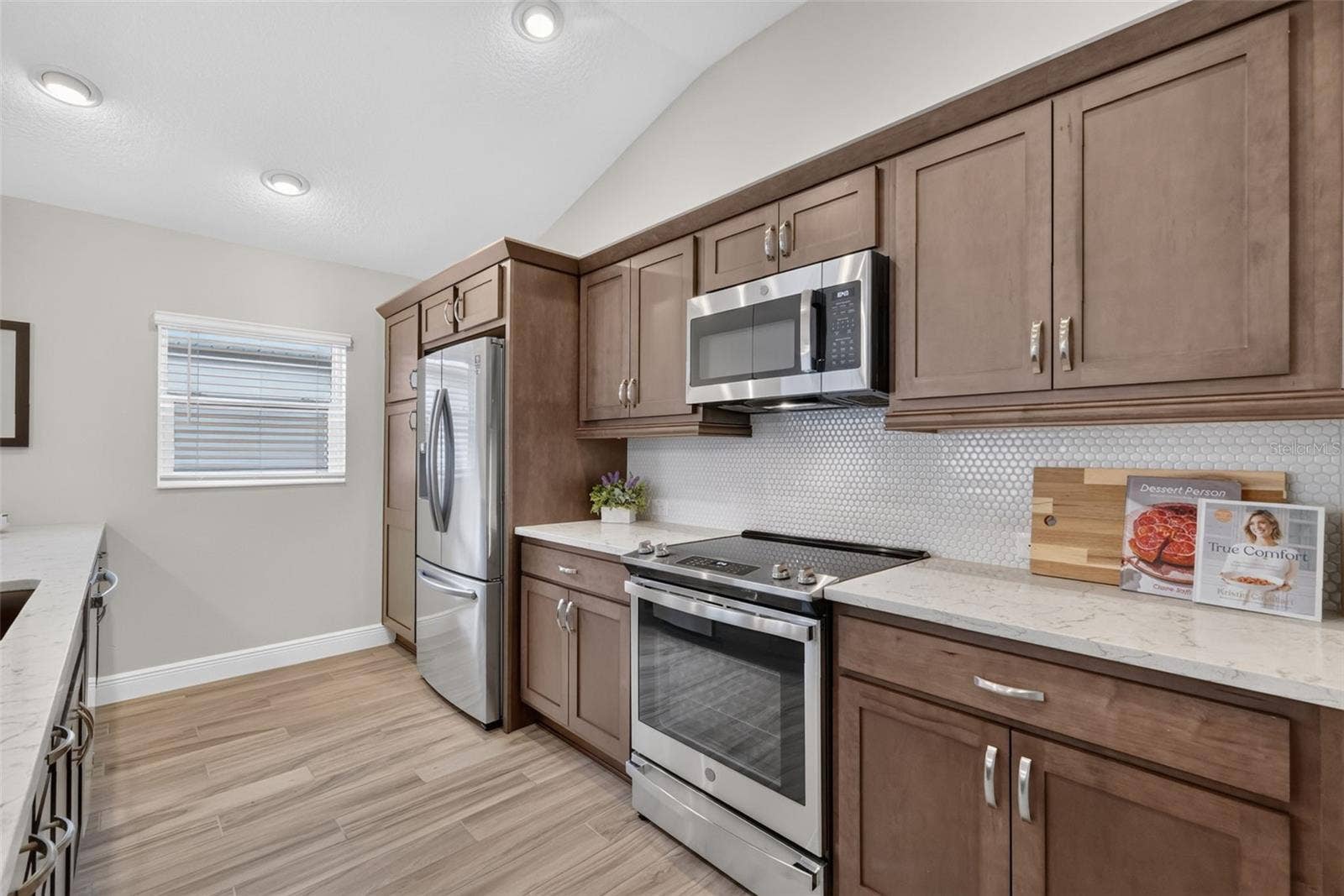 4686 HILES PLACE, The Villages, FL 32163 Kitchen