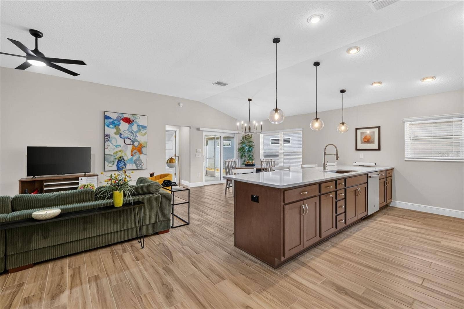4686 HILES PLACE, The Villages, FL 32163 Living, Dining, and Kitchen
