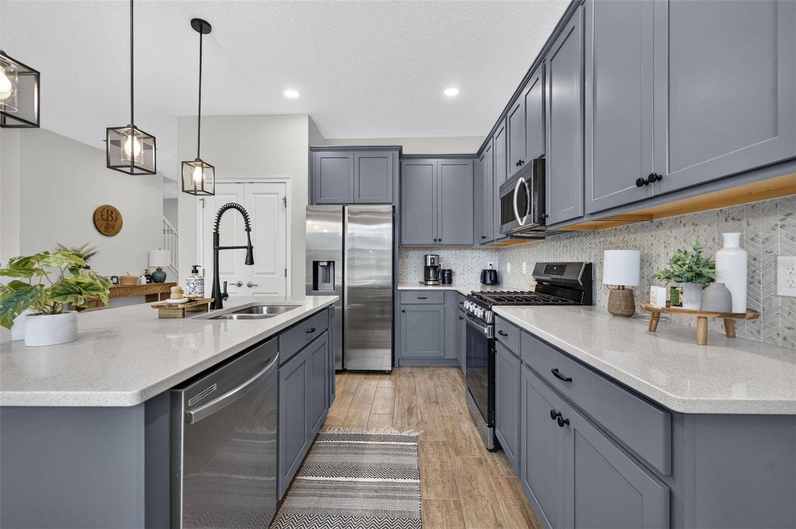 2340 SIRENA LANE, Mount Dora, FL 32757