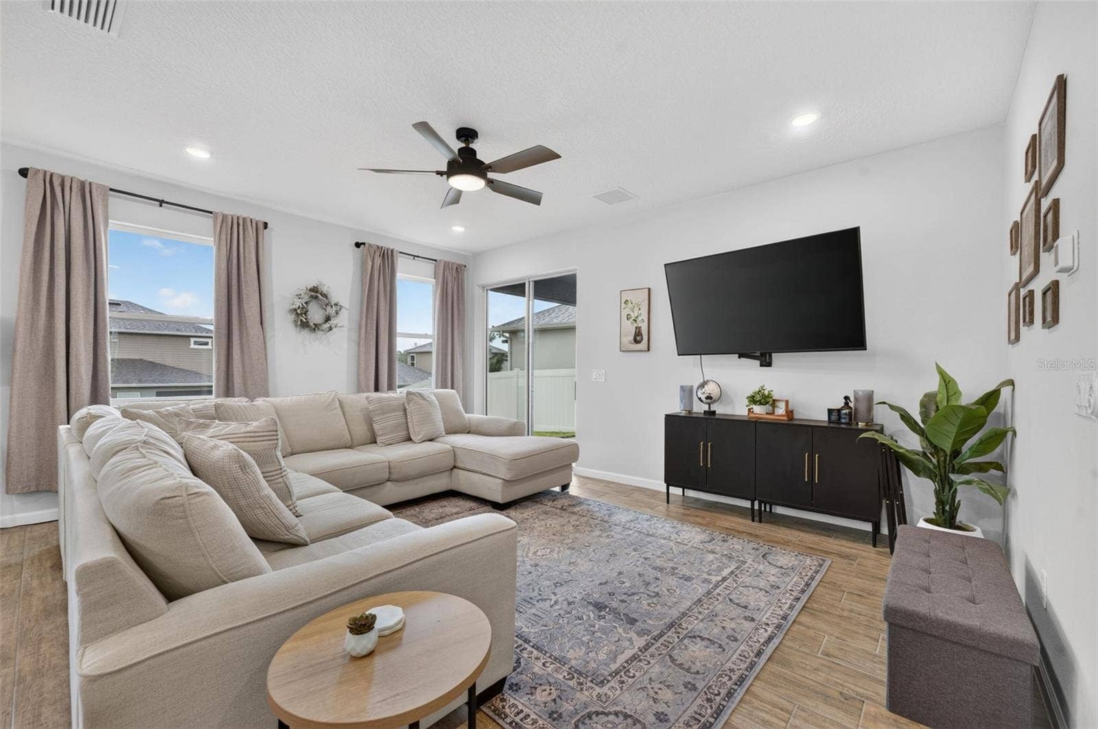 2340 SIRENA LANE, Mount Dora, FL 32757