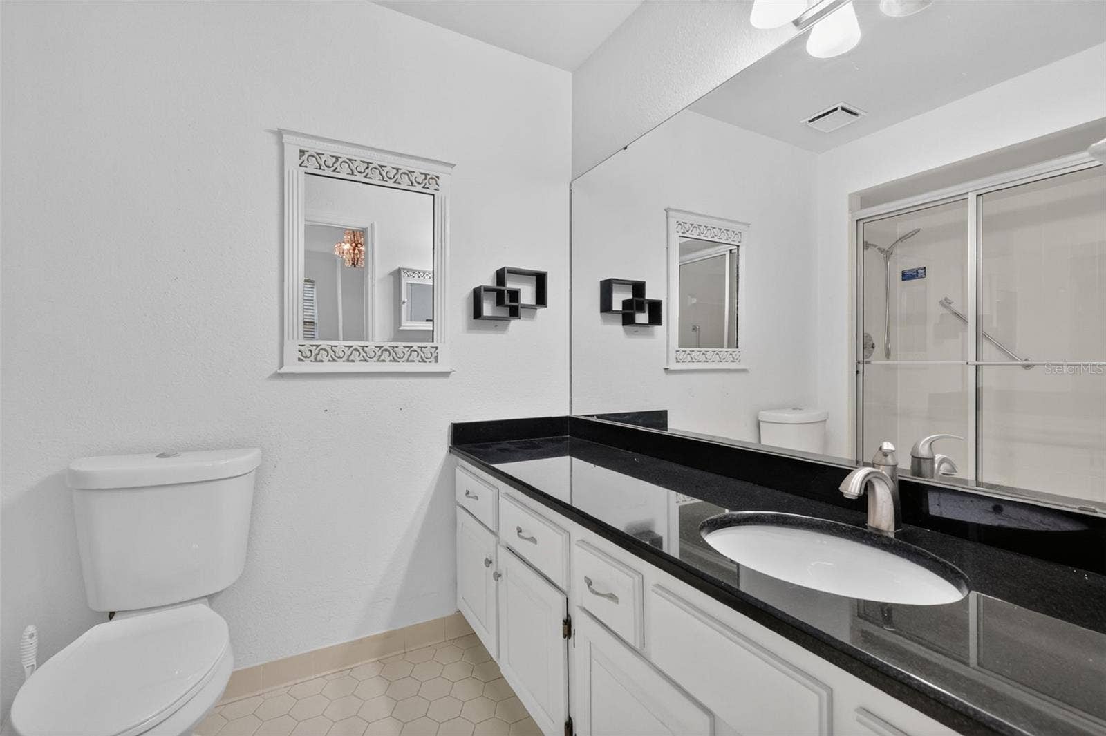 1111 LAKESHORE DRIVE, #C3, Eustis, FL 32726 1111 LAKESHORE DRIVE, #C3, Eustis, FL 32726