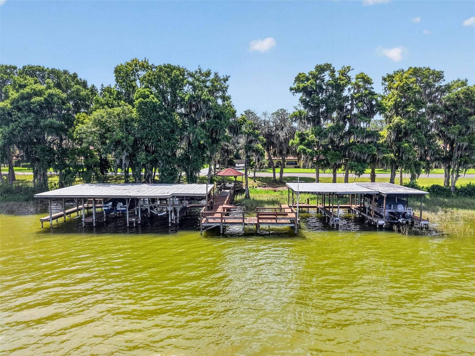 1111 LAKESHORE DRIVE, #C3, Eustis, FL 32726 1111 LAKESHORE DRIVE, #C3, Eustis, FL 32726