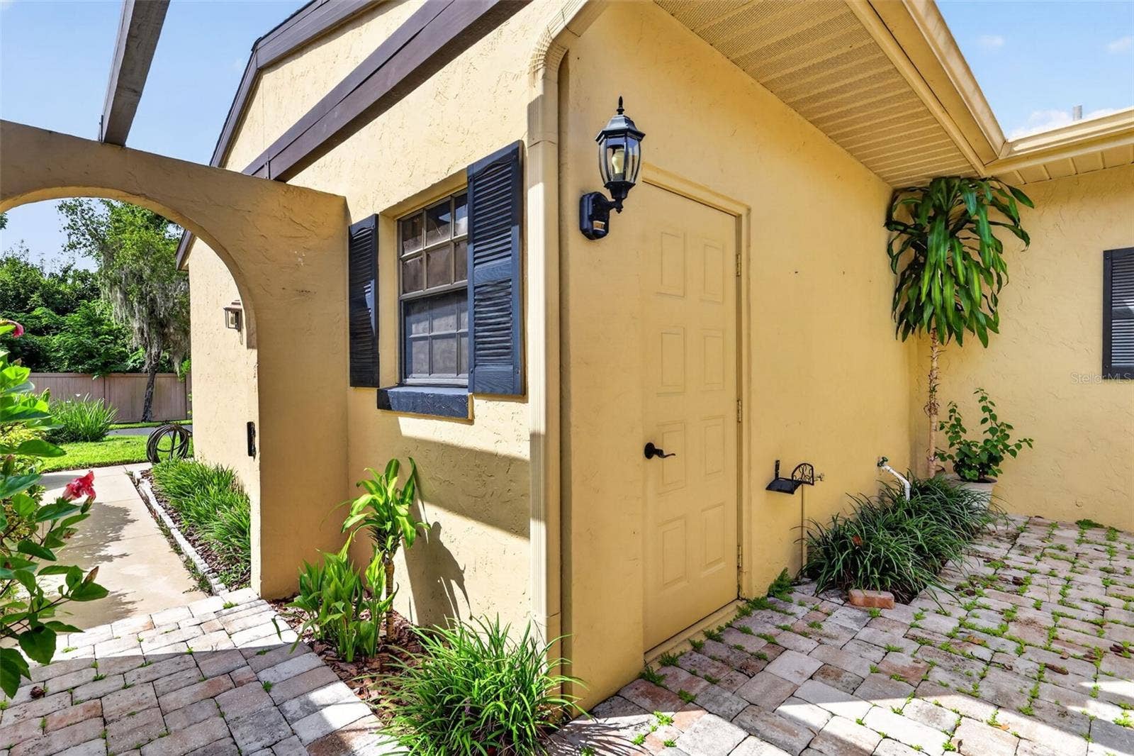1111 LAKESHORE DRIVE, #C3, Eustis, FL 32726 1111 LAKESHORE DRIVE, #C3, Eustis, FL 32726