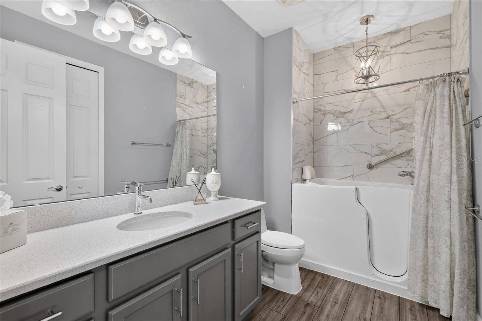 8220 BRIDGEPORT BAY CIRCLE, Mount Dora, FL 32757