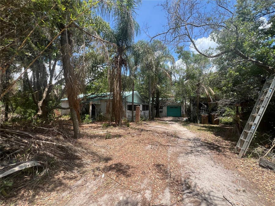 Property photo for 33845 CRESTWOOD AVENUE, Leesburg, FL