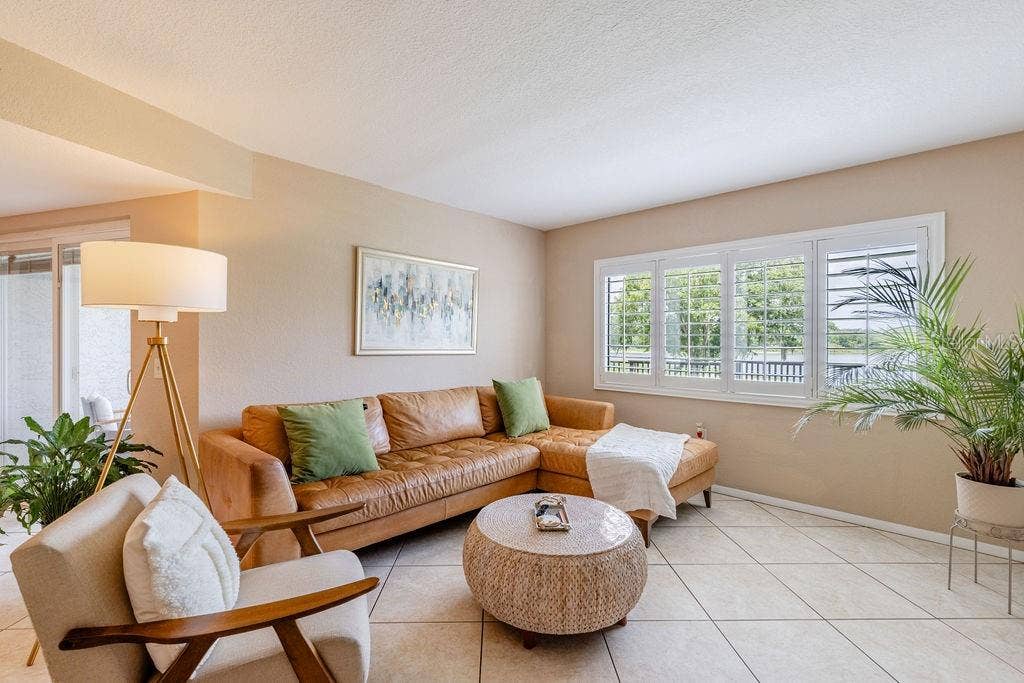 1068 LOTUS PARKWAY, #813, Altamonte Springs, FL 32714 Living room
