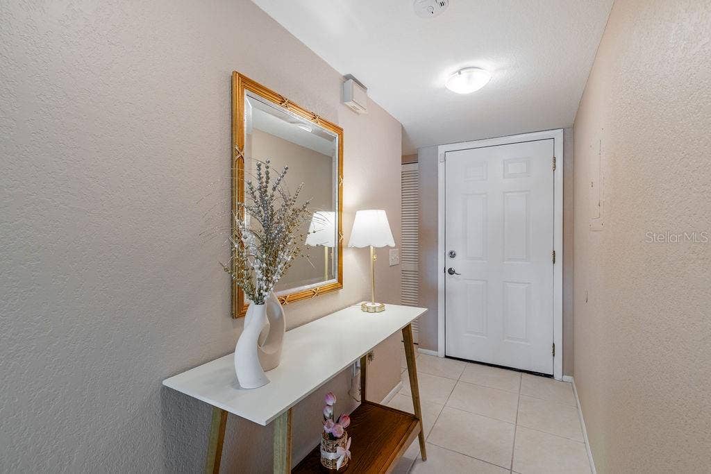 1068 LOTUS PARKWAY, #813, Altamonte Springs, FL 32714 Entry