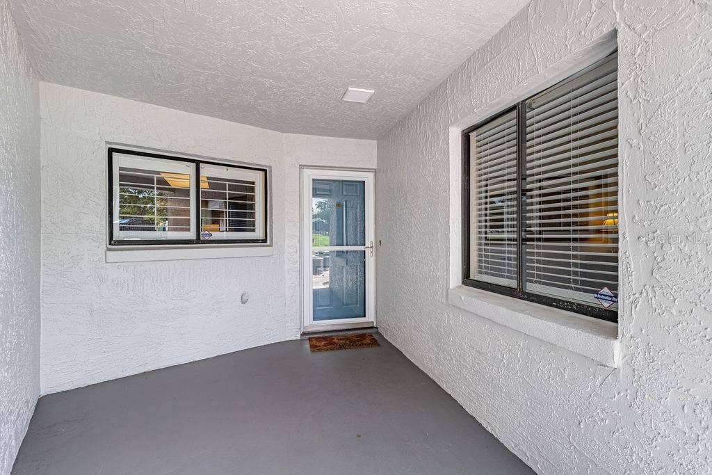 1068 LOTUS PARKWAY, #813, Altamonte Springs, FL 32714 Entry