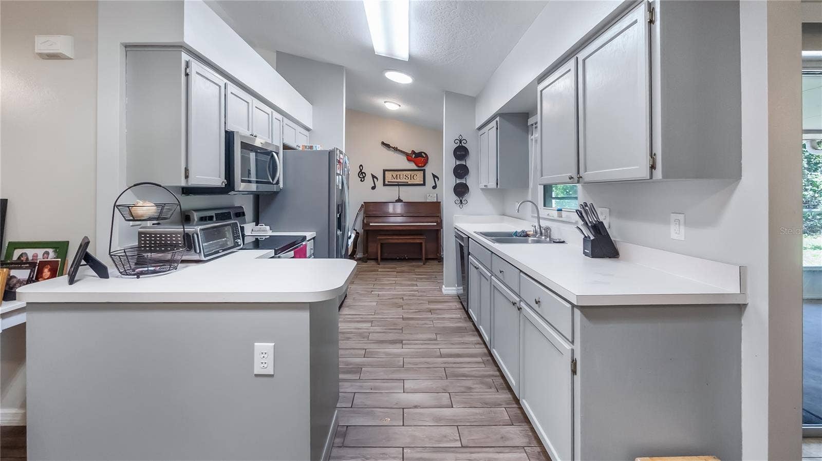 10930 TURNPIKE ROAD, Clermont, FL 34715 10930 TURNPIKE ROAD, Clermont, FL 34715
