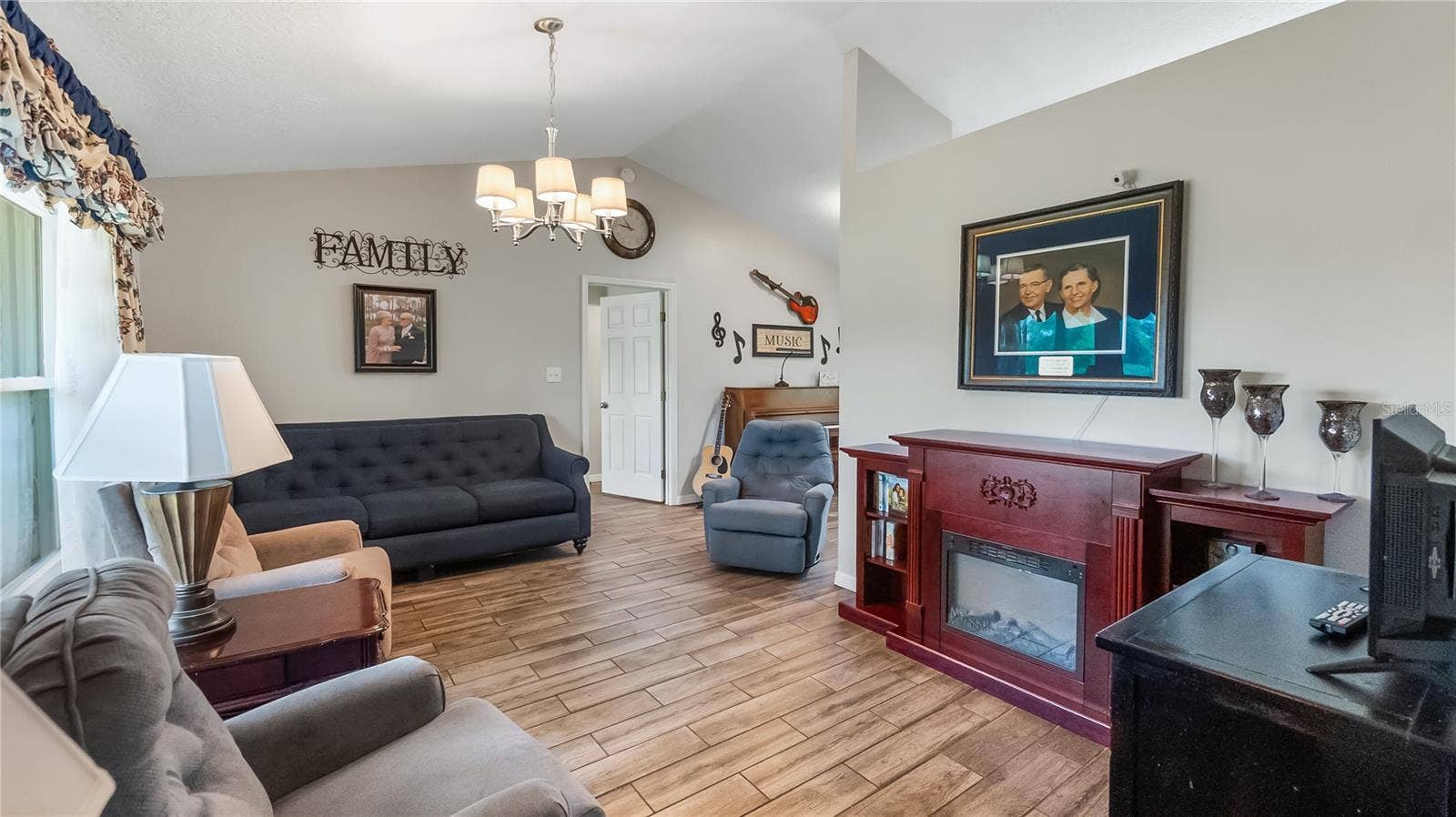 10930 TURNPIKE ROAD, Clermont, FL 34715 10930 TURNPIKE ROAD, Clermont, FL 34715