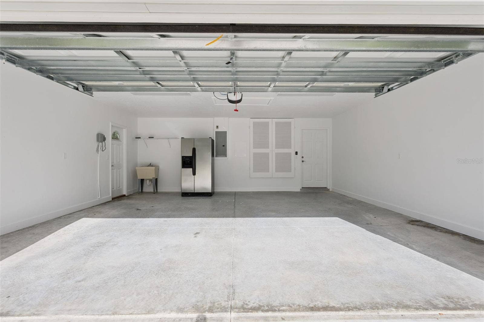 209 JEAN STREET, Tavares, FL 32778