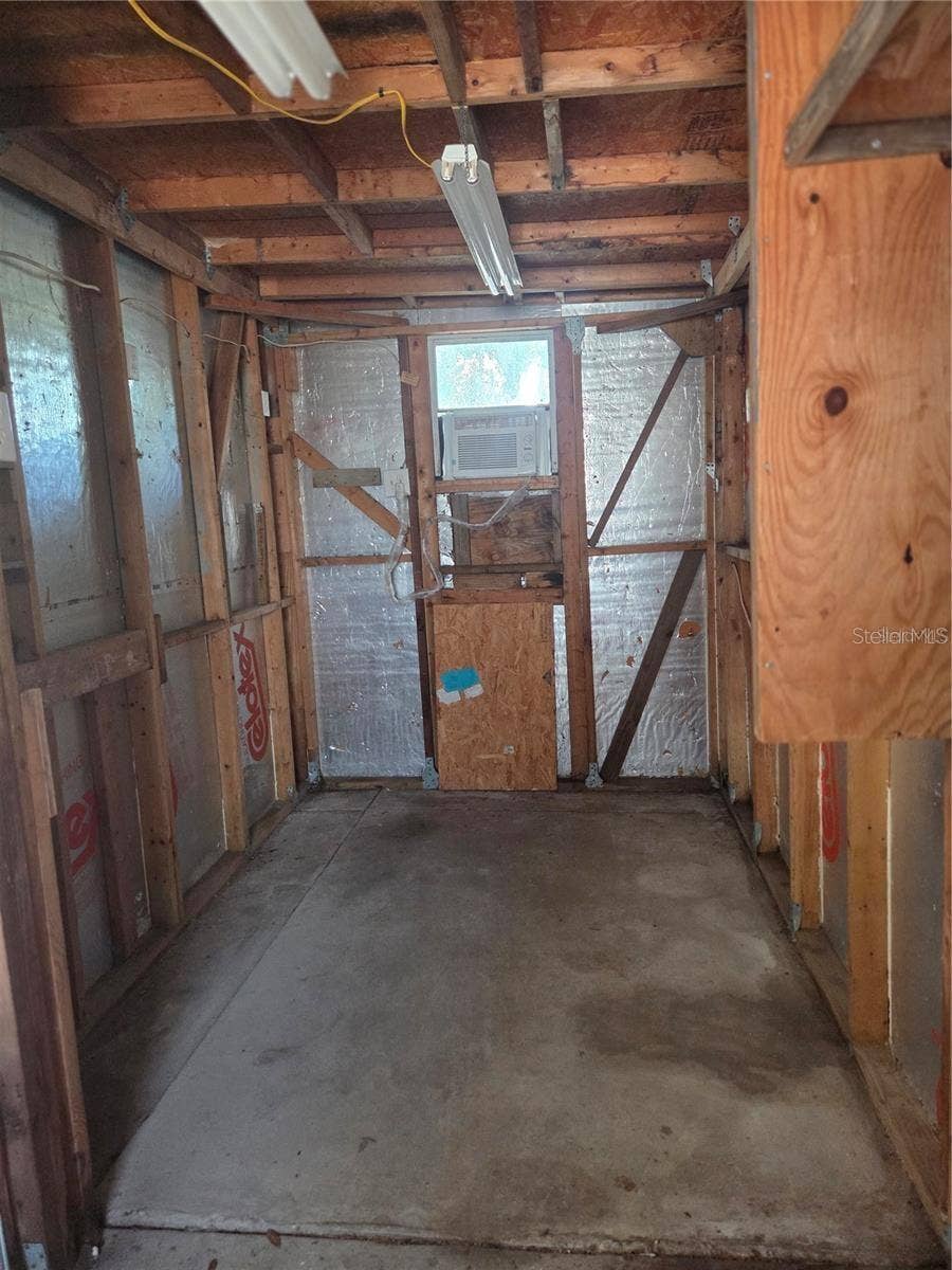 3224 MANATEE ROAD, Tavares, FL 32778 3224 MANATEE ROAD, Tavares, FL 32778