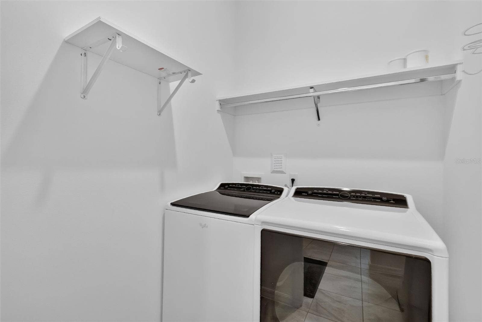 14681 SETON CREEK BOULEVARD, Winter Garden, FL 34787 Laundry Room
