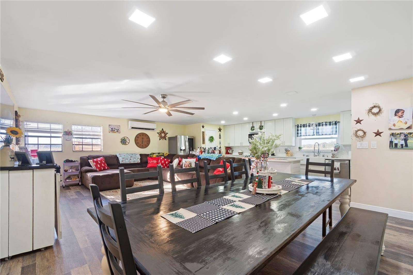 15525 VILLA CITY ROAD, Groveland, FL 34736 15525 VILLA CITY ROAD, Groveland, FL 34736