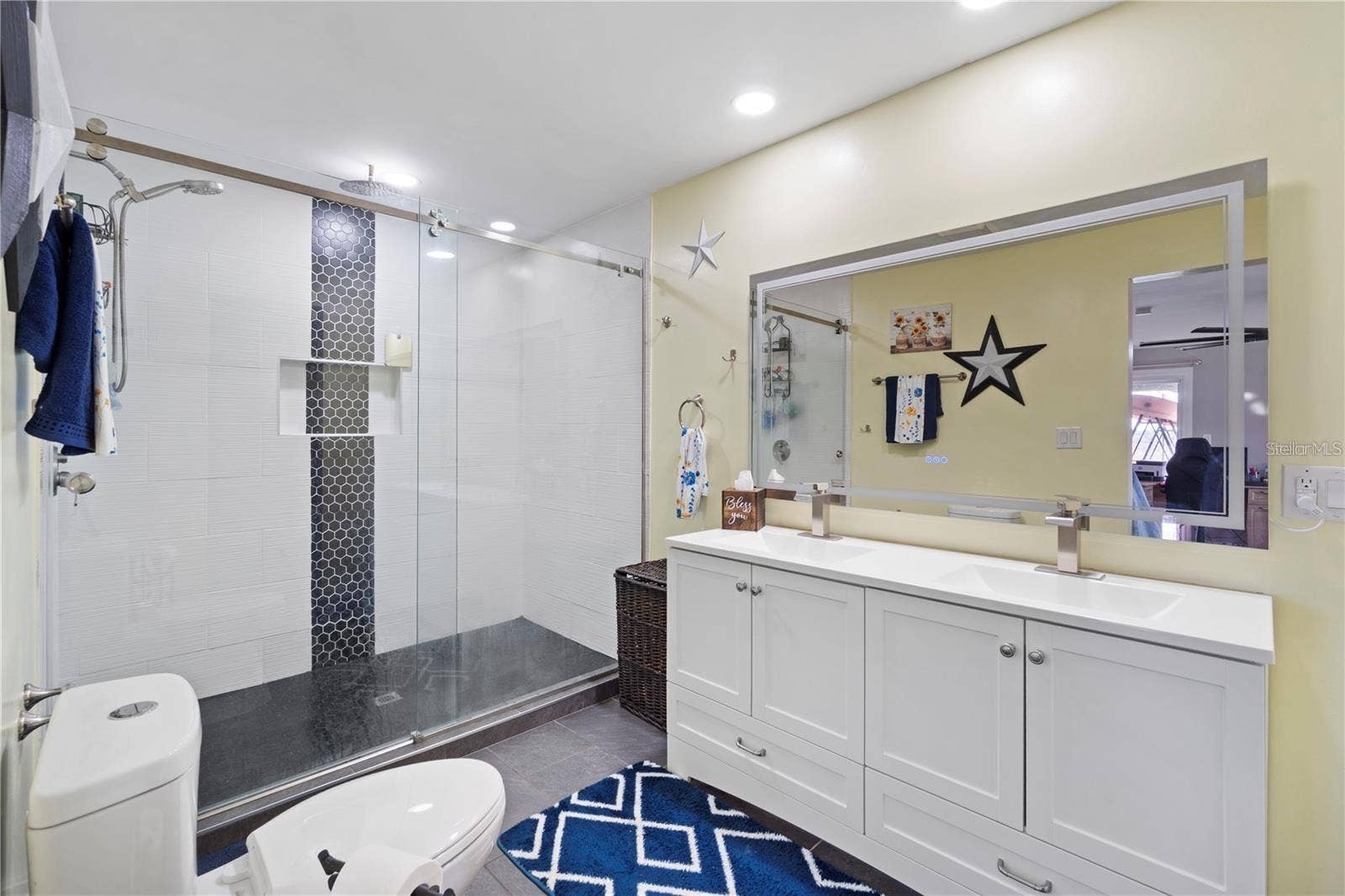 15525 VILLA CITY ROAD, Groveland, FL 34736 15525 VILLA CITY ROAD, Groveland, FL 34736