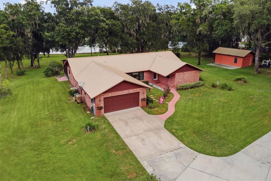 Property photo for 38700 LAKEVIEW DRIVE, Lady Lake, FL